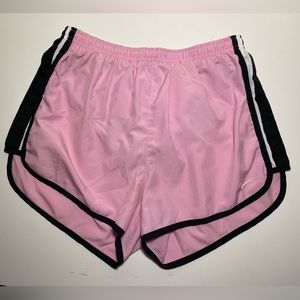 Nike tempo drifit shorts, sz Medium